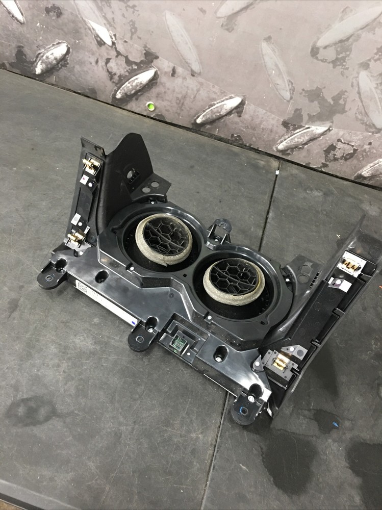 2016-2017 Chevy Camaro Climate Control Panel HVAC OEM 84015995