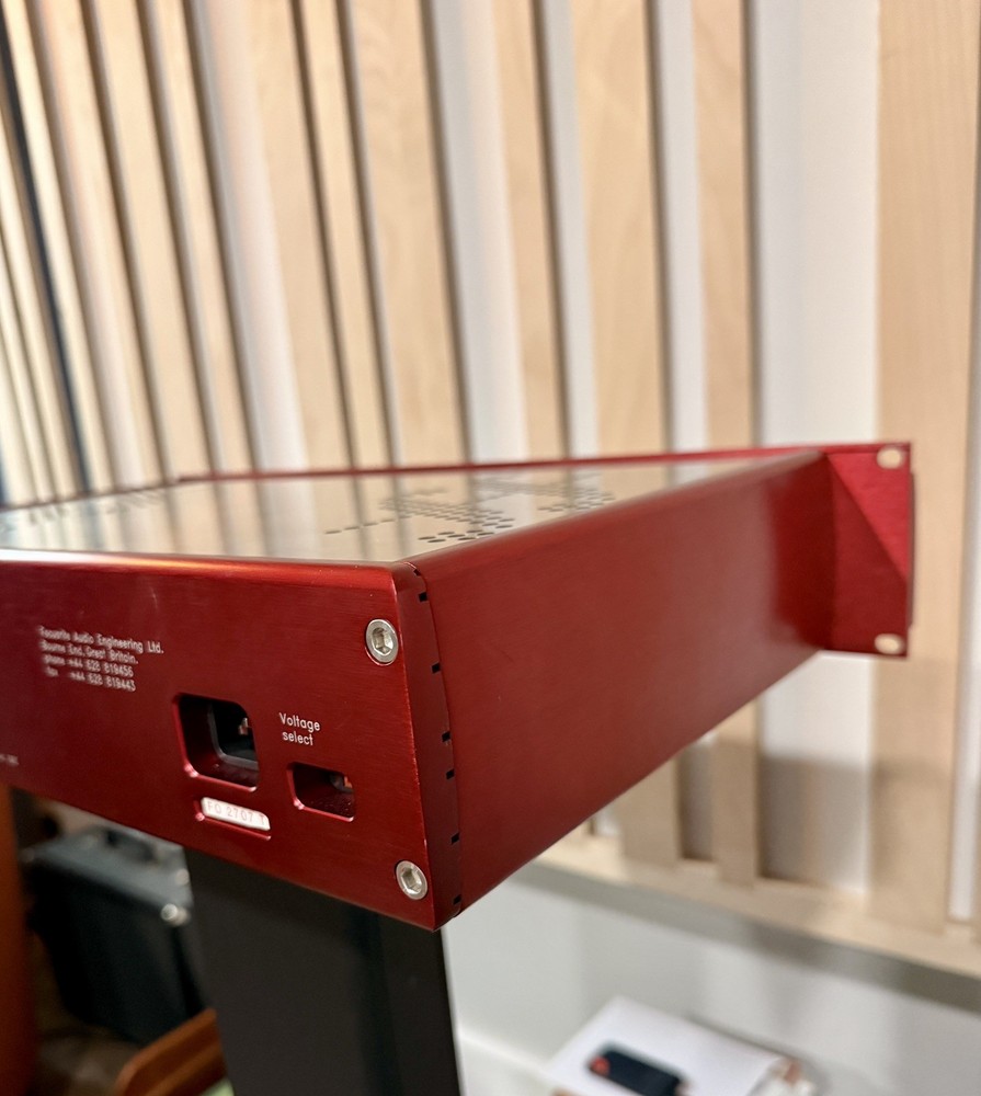 Focusrite Red 3 Compressor / Limiter + Transformers In And Out