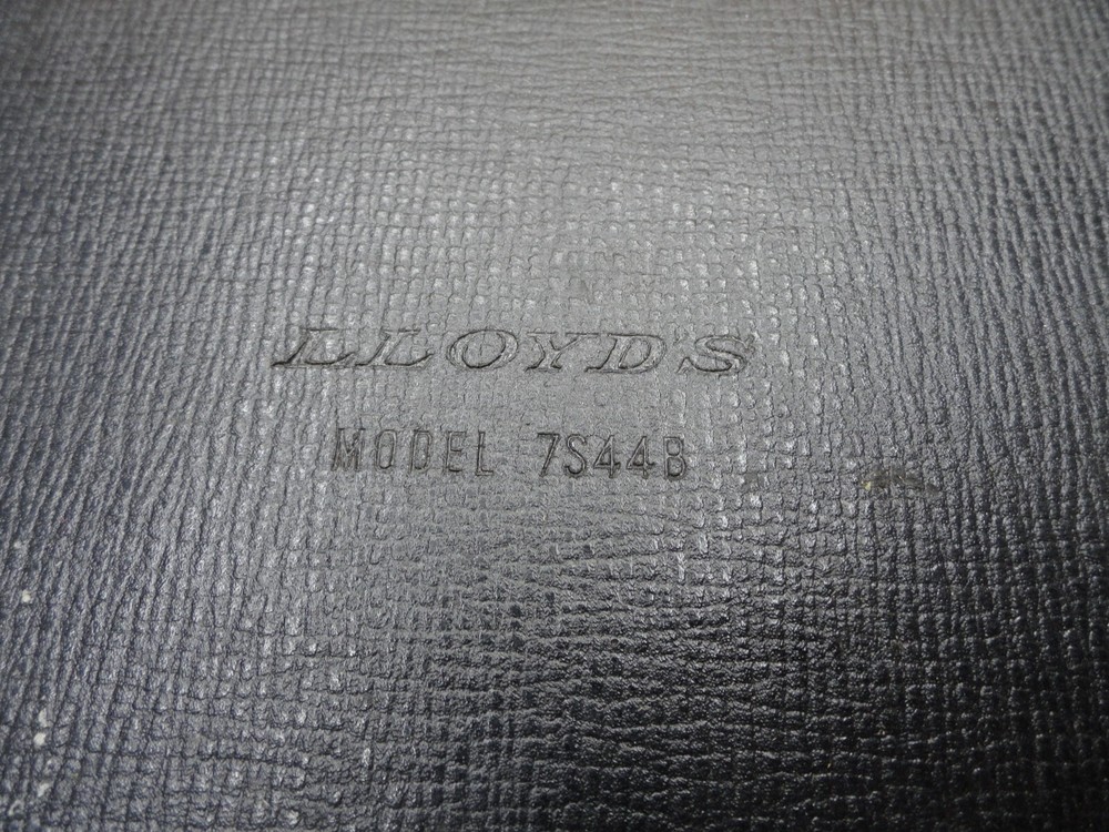 LLoyds Solid State 12 Transistor Radio Model 75448 Untested Parts or Repair