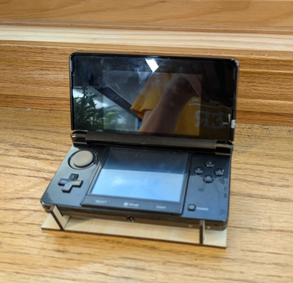 Nintendo 3ds Display Stand, Fits Non XL Xersion.