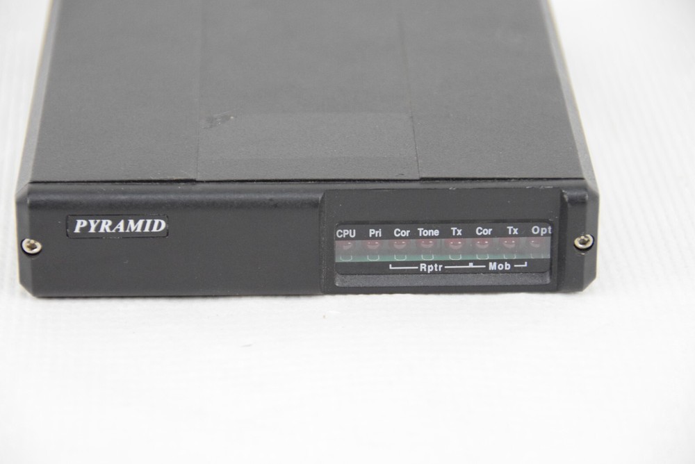 Pyramid SVR-200M UHF Transceiver