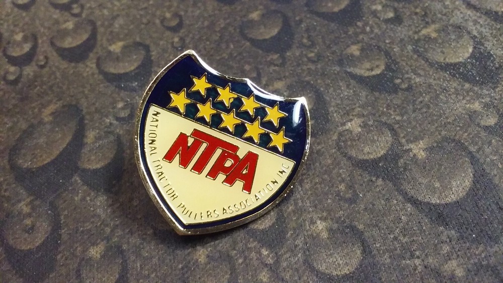 National Tractor Pullers Association pin badge NTPA
