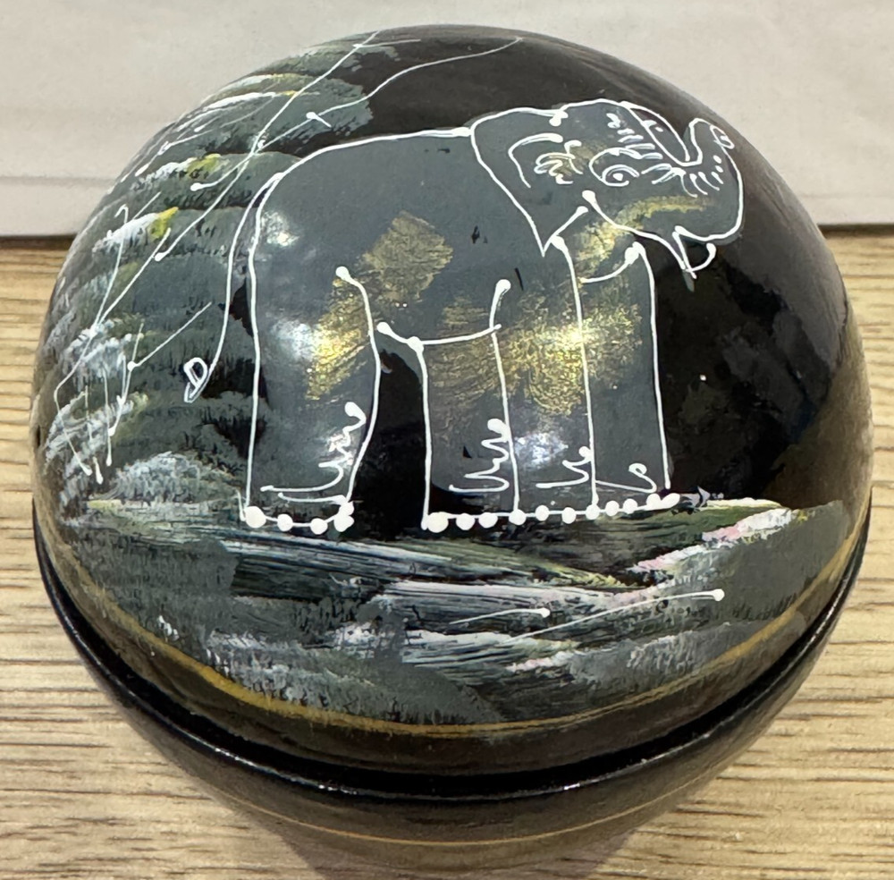 Elephant, Small Lacquerware Round Container - Approx. 8cm Diameter
