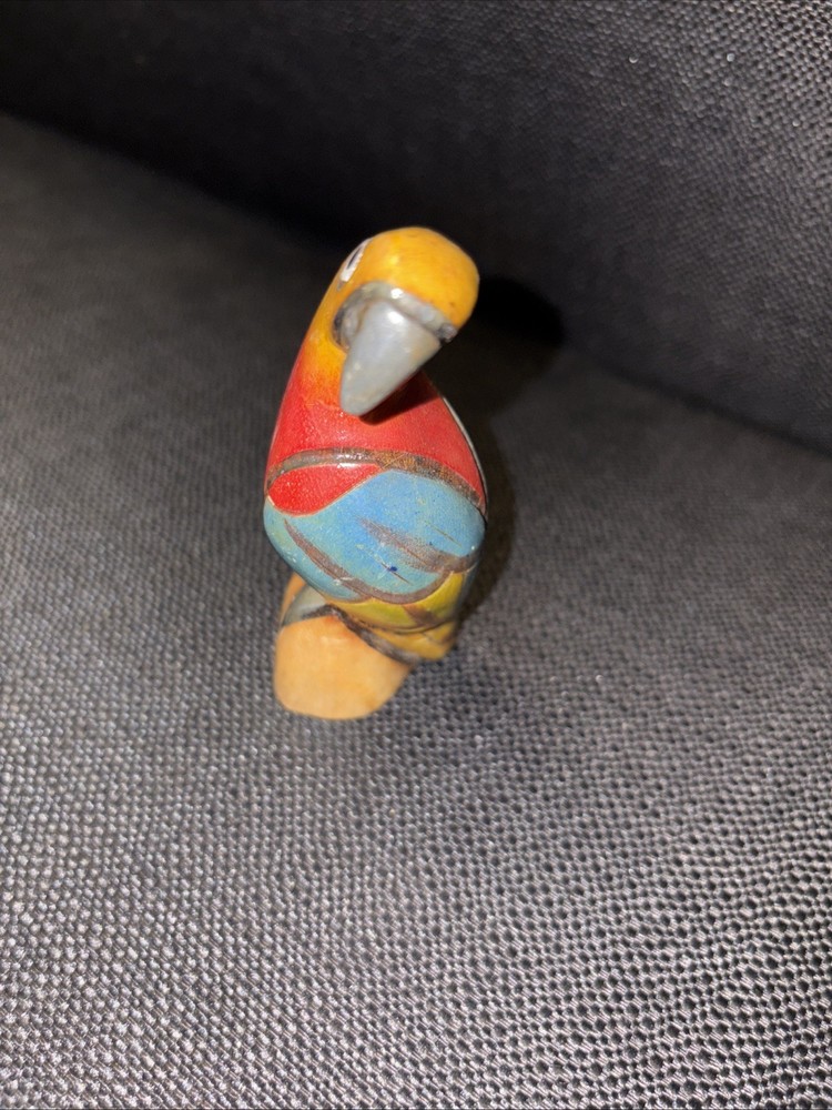 3 1/2 inch wooden parrot