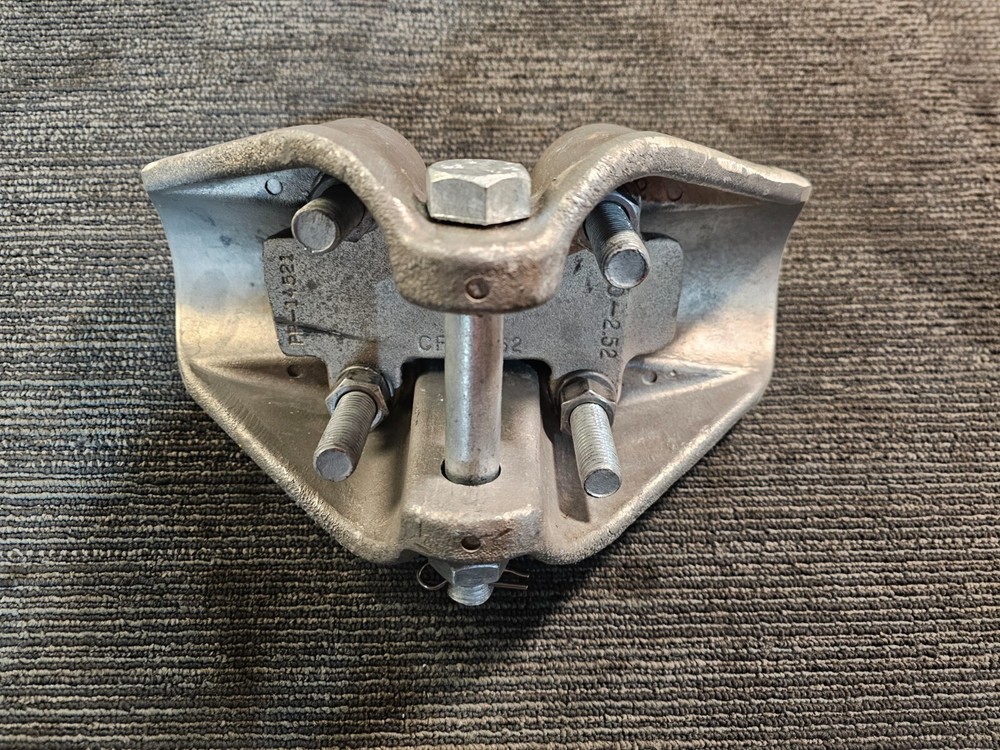 Anderson CFS-252-43 Suspension Clamp Socket Clamping Range 2.14-2.52 PP-14521