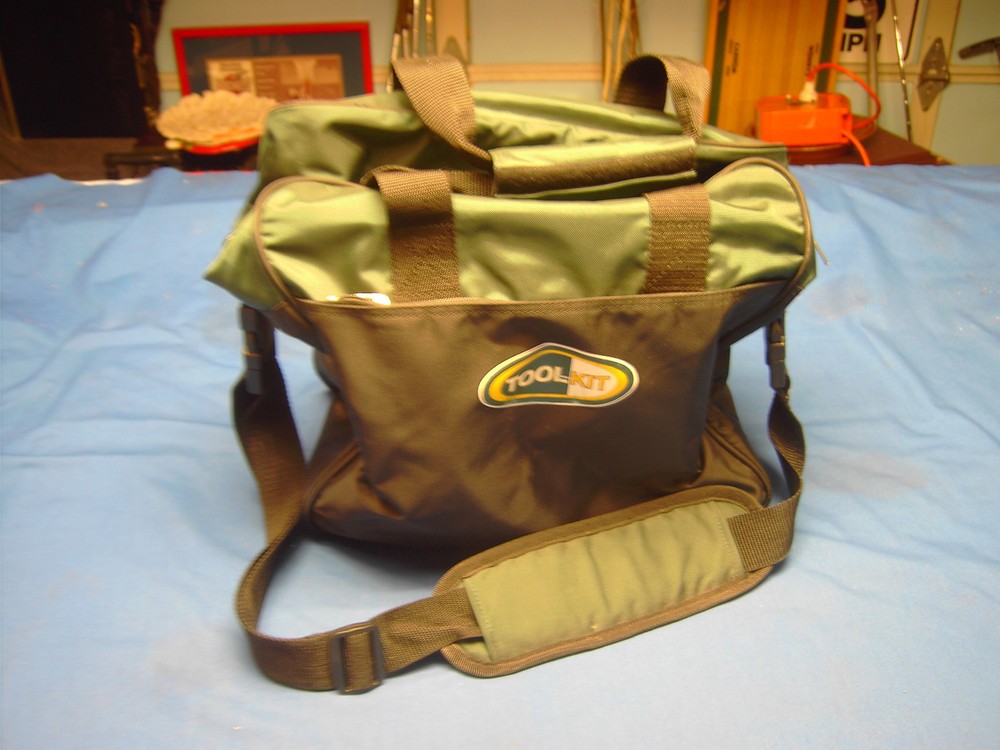 TOOL KIT KR Strikeforce Bowling Bag with Strap