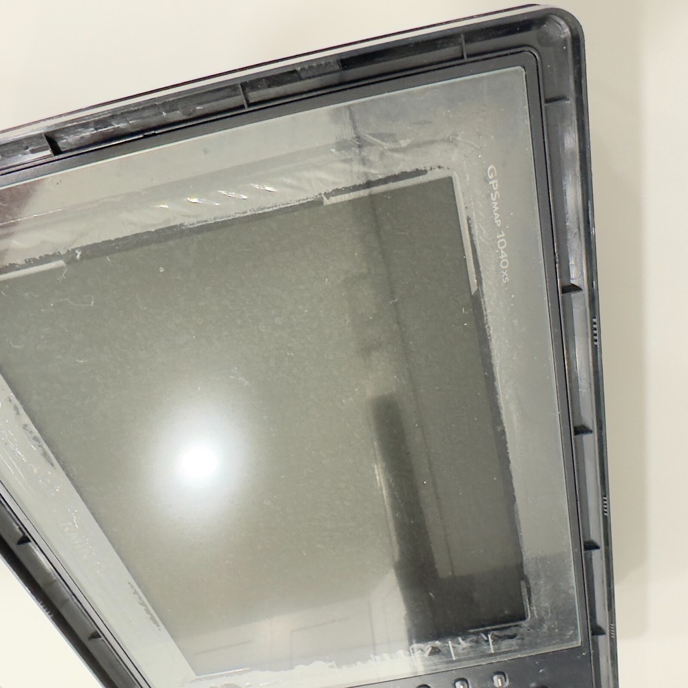 Garmin GPSMAP 1040xs MFD Chartplotter / Fishfinder - Read!