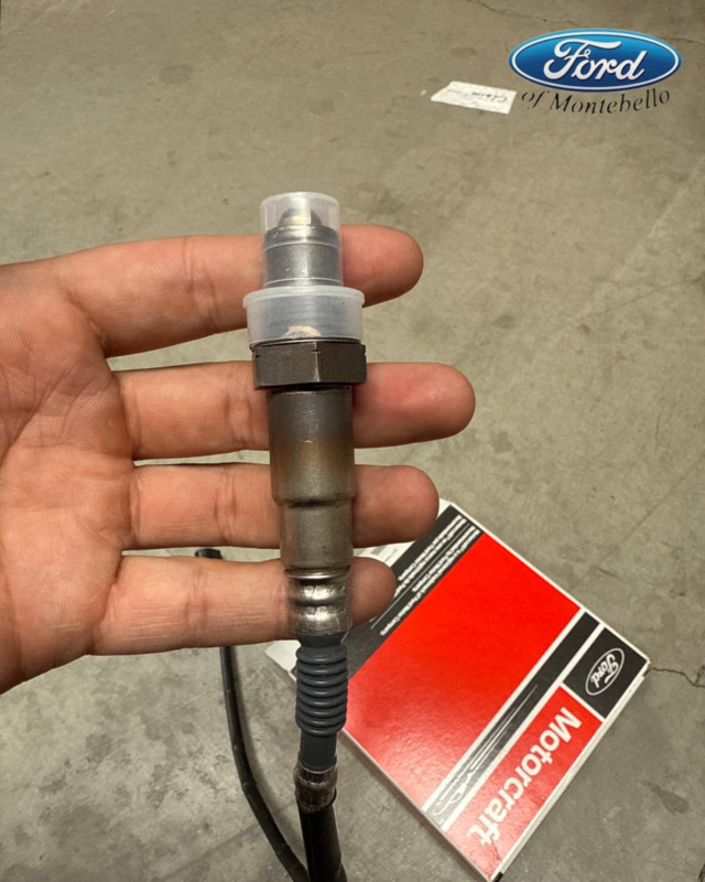 Genuine Ford Oxygen Sensor 8F9Z-9F472-G