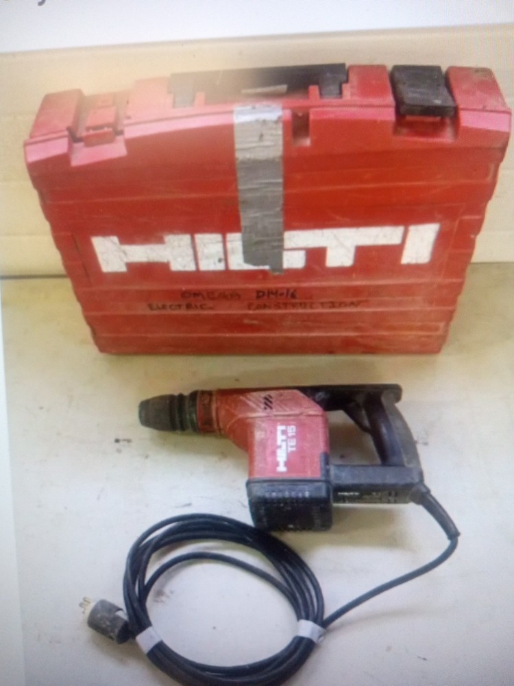 HILTI Rotary Hammer Drill TE-15 Pre-owned w/ Case