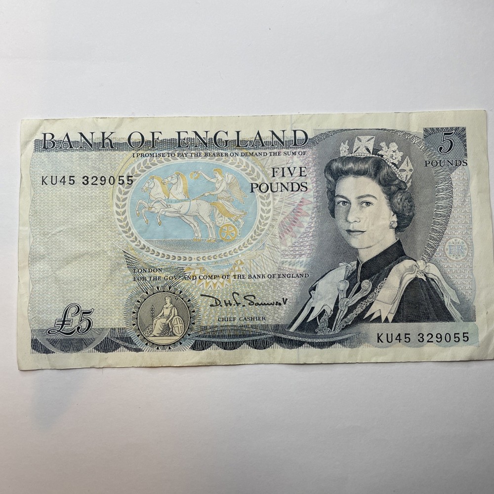 Old £5 NOTE  kU45
