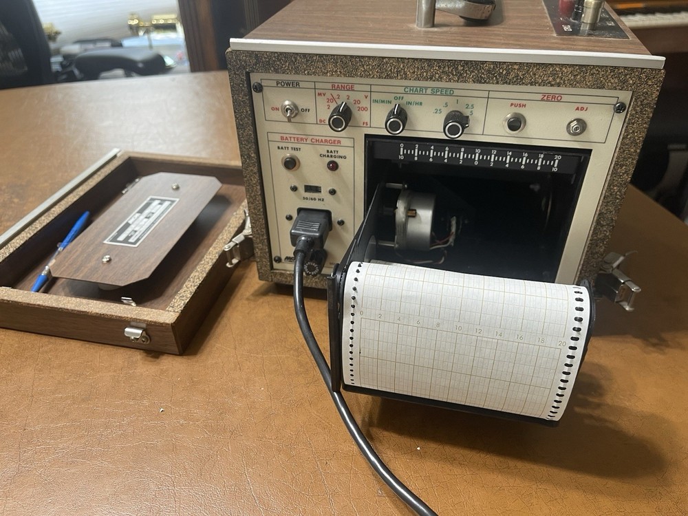 MCM Strip Chart Recorder NR-1 Pls Read