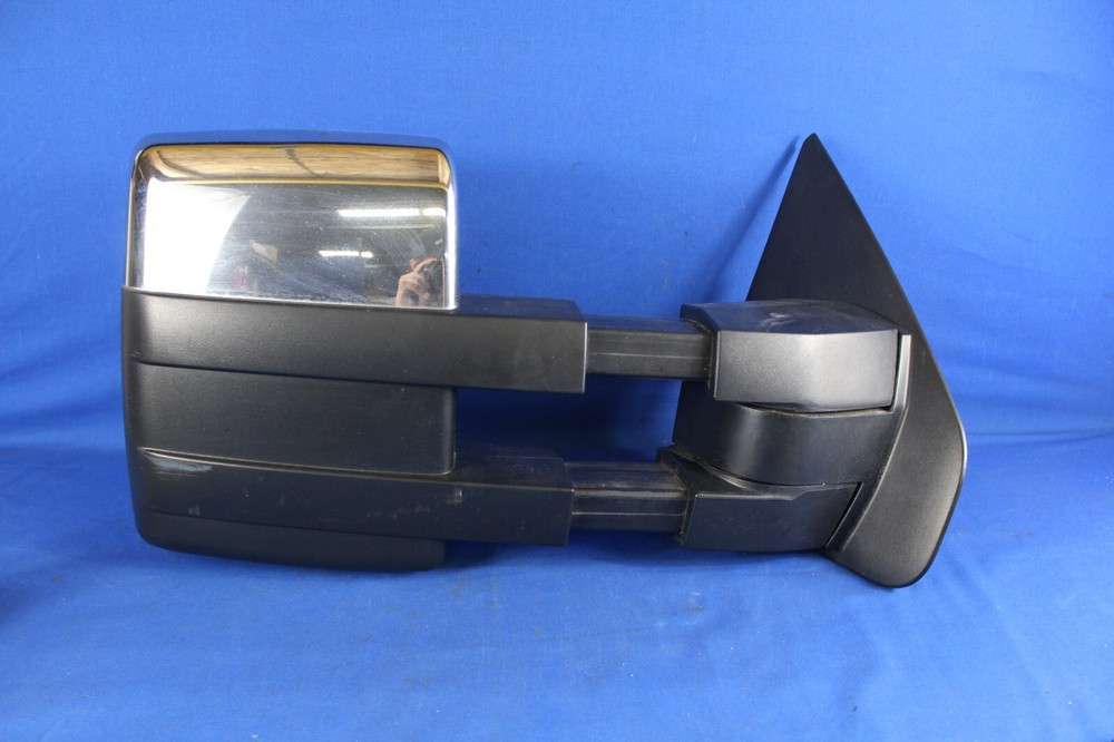 2011 Ford F-150 Passenger side tow mirror