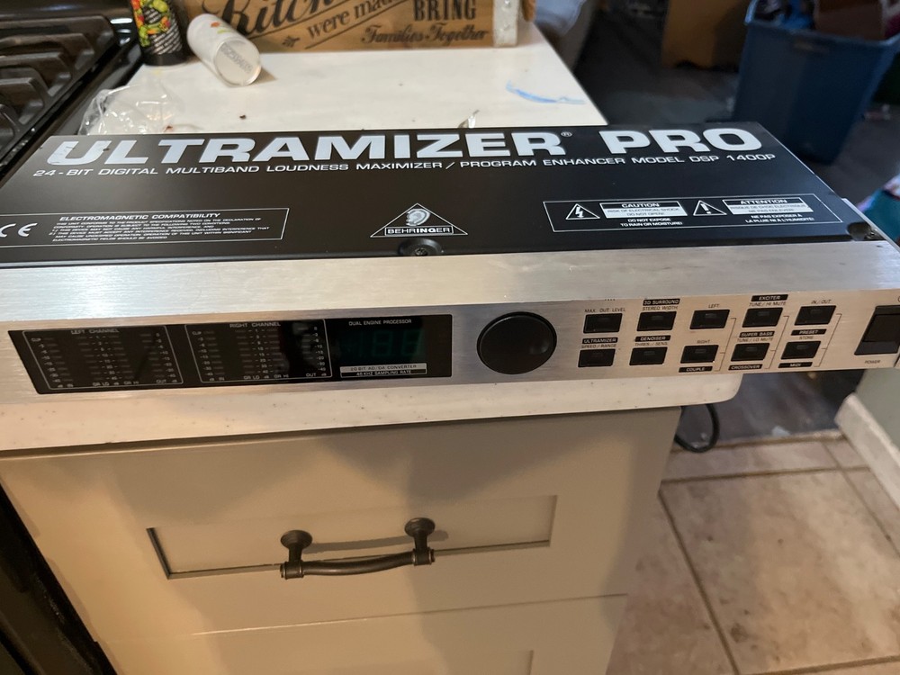 Behringer Ultramizer Pro DSP 1400P
