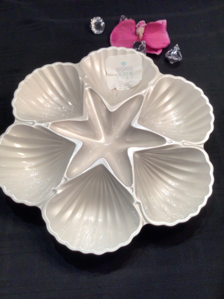 Sigrid Olsen Chip Dip Platter Pearlized Melamine Starfish Clam Shell Shaped Tray