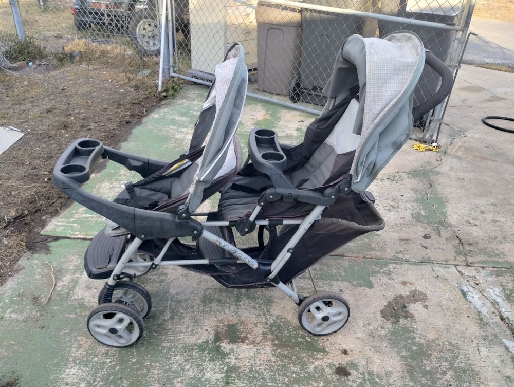 Graco Duo Glider stroller front wheel. Size 7-7/8"