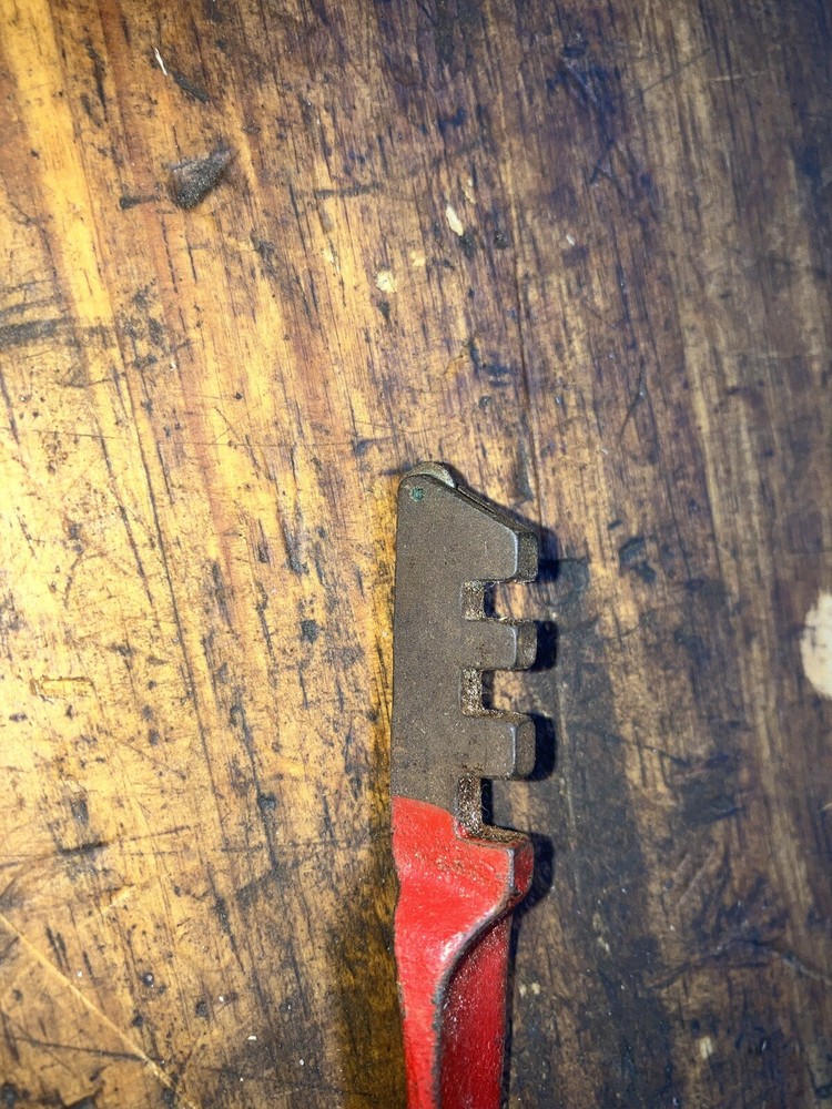Vintage Red Devil Glass Cutter
