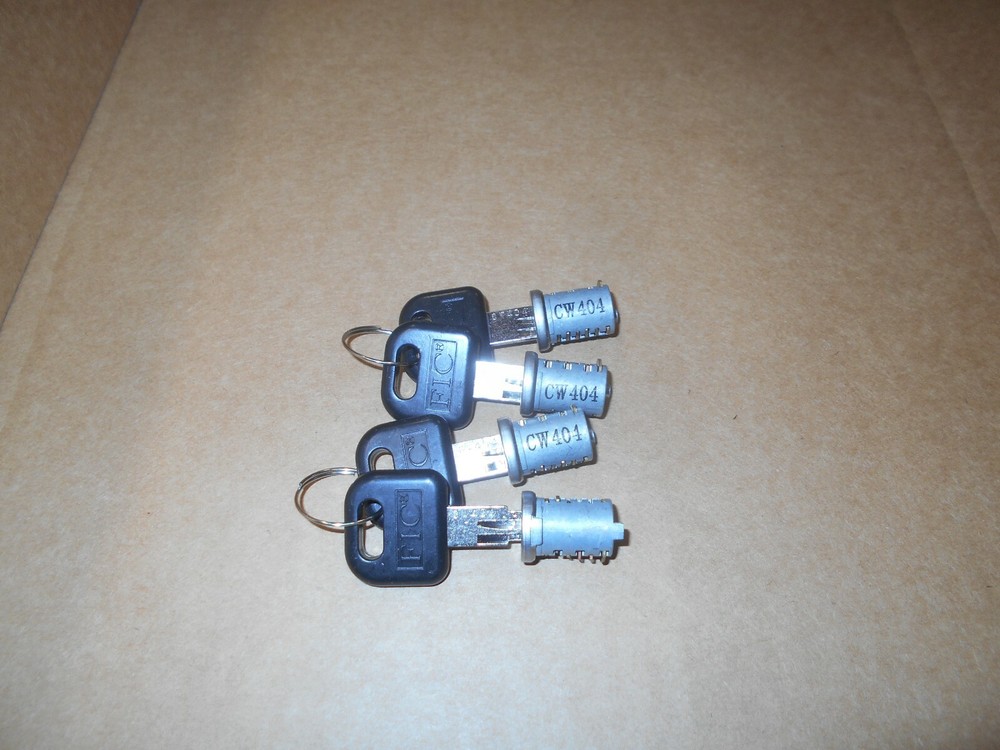 *SET OF TWO FIC REPLACEMENT DUAL CYLINDERS WITH KEYS CW404 RV LOCK