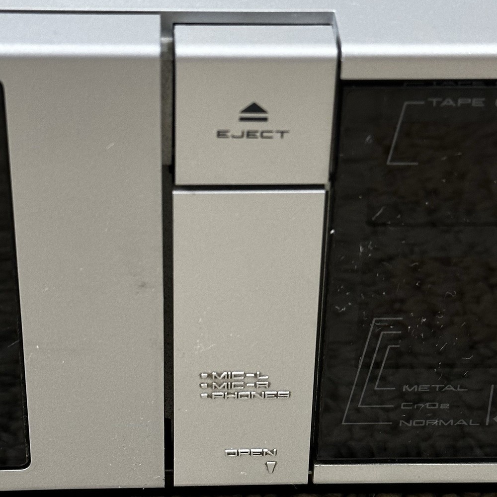 Akai HX-R44 Auto Reverse Stereo Cassette Deck