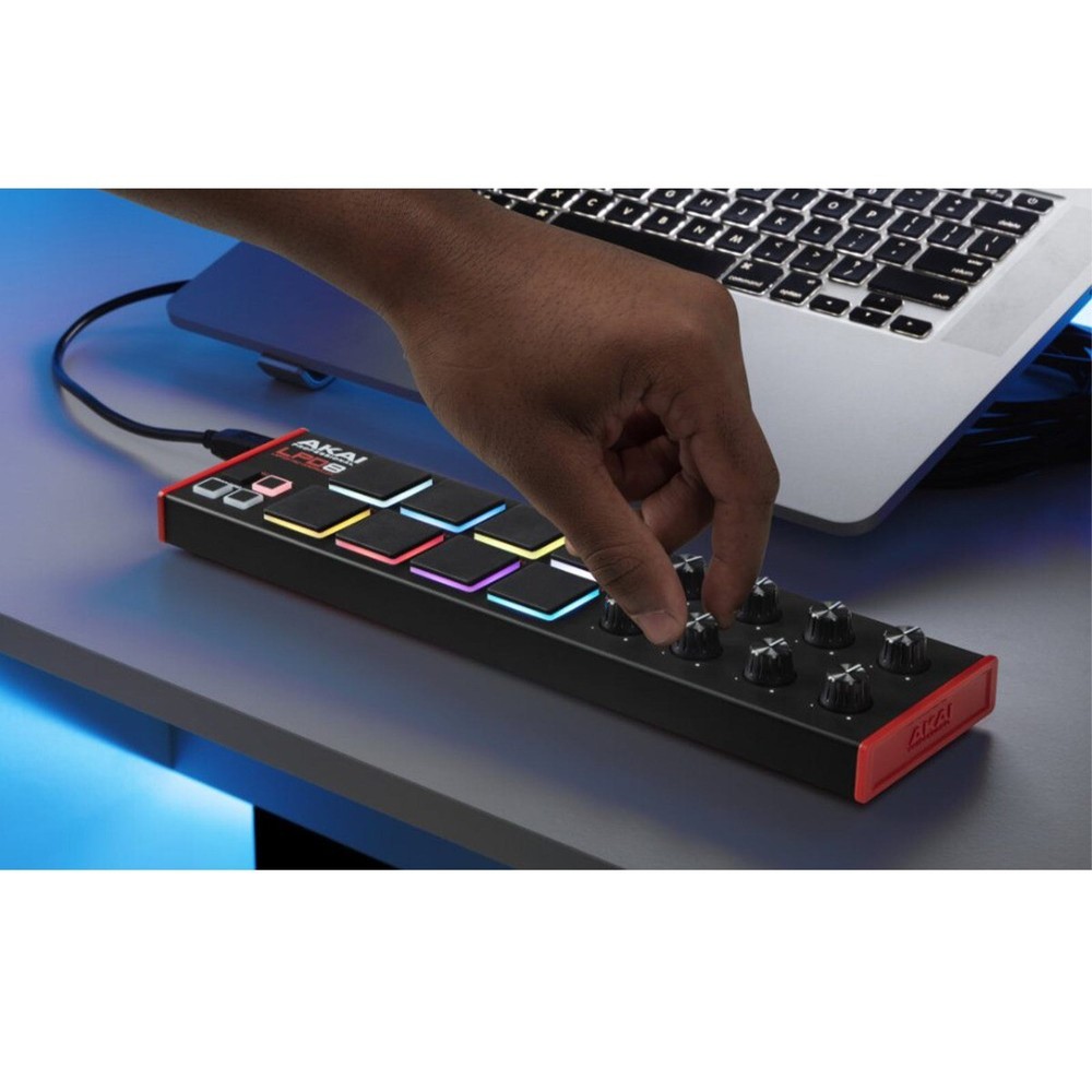 Akai Professional LPD8MK2 Laptop Midi Pad Add On Controller