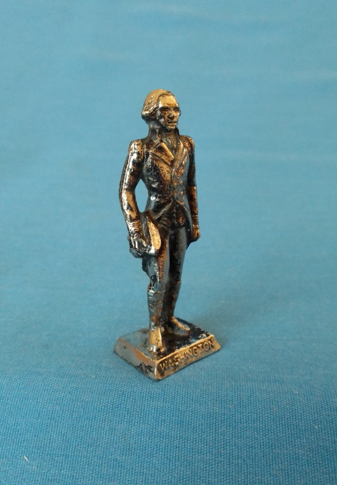 Sculpture. President Washington. Figurine.