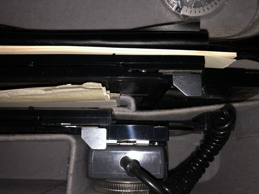 [Untested] Gossen Sinar Six Light Meter Set in Leather Case – Needs Cleaning