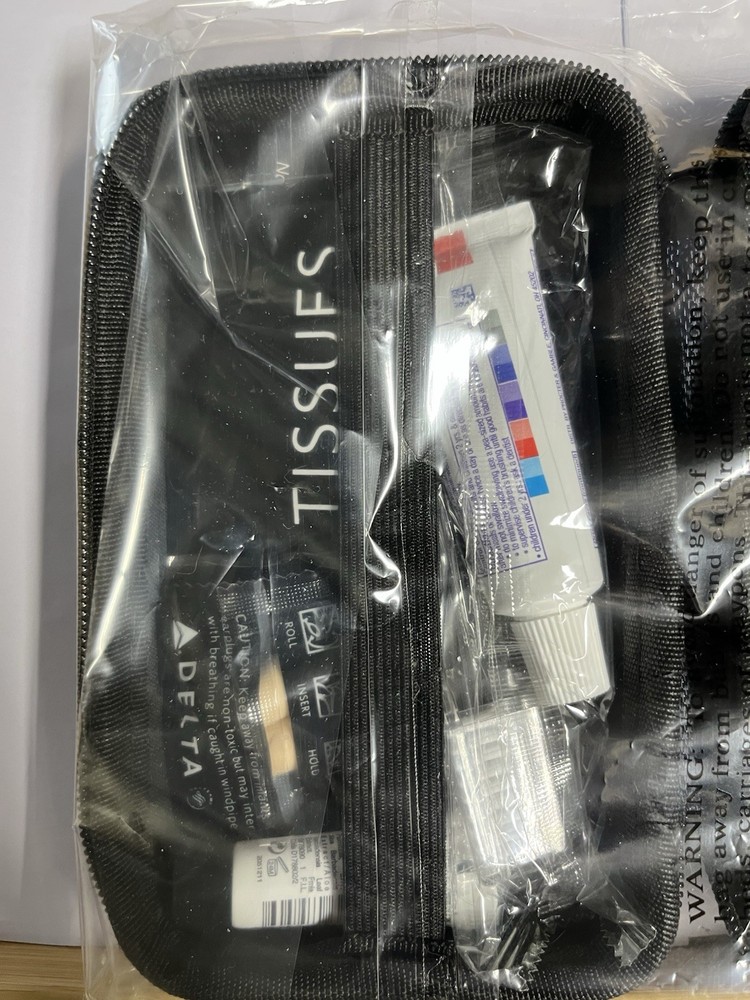 Tumi For Delta First Class Blue Amenity Kit Sealed