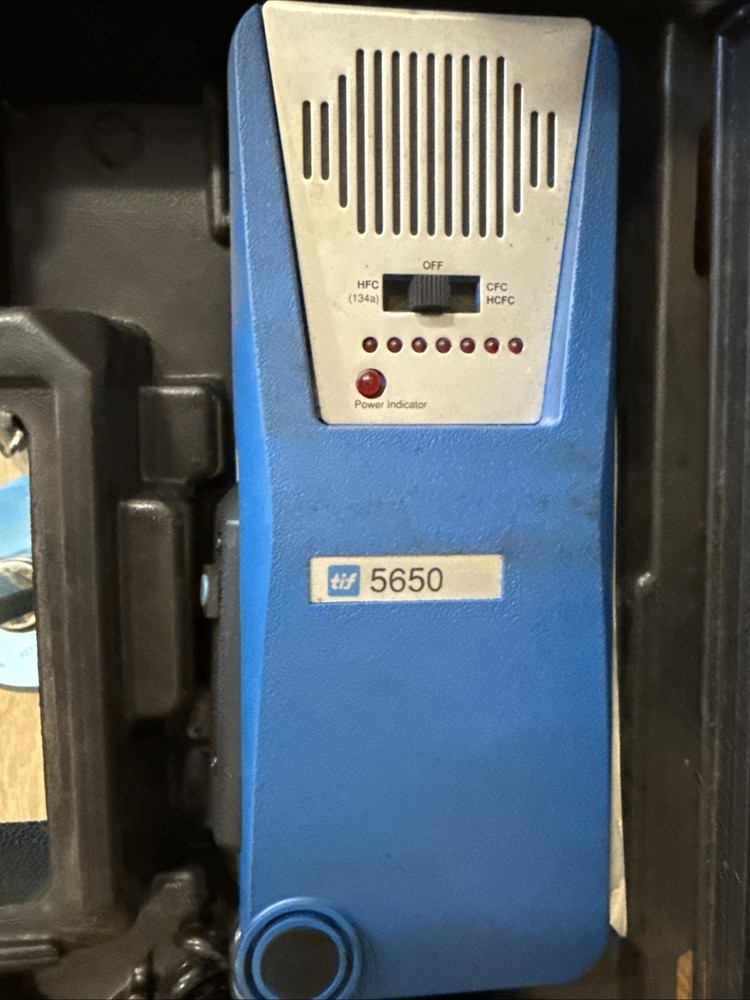 TIF 5650 Automatic Halogen Leak Detector - HCFCs, CFCs, HFCs - Tested & Works!