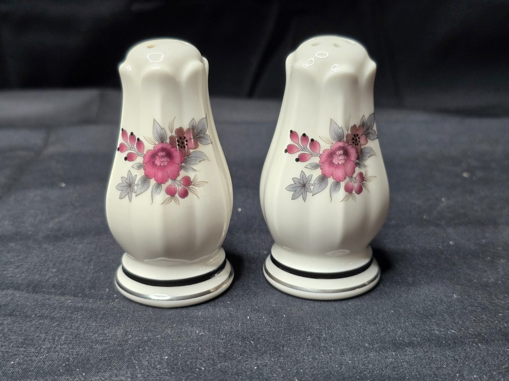 Noritake Etienne Salt & Pepper Shakers