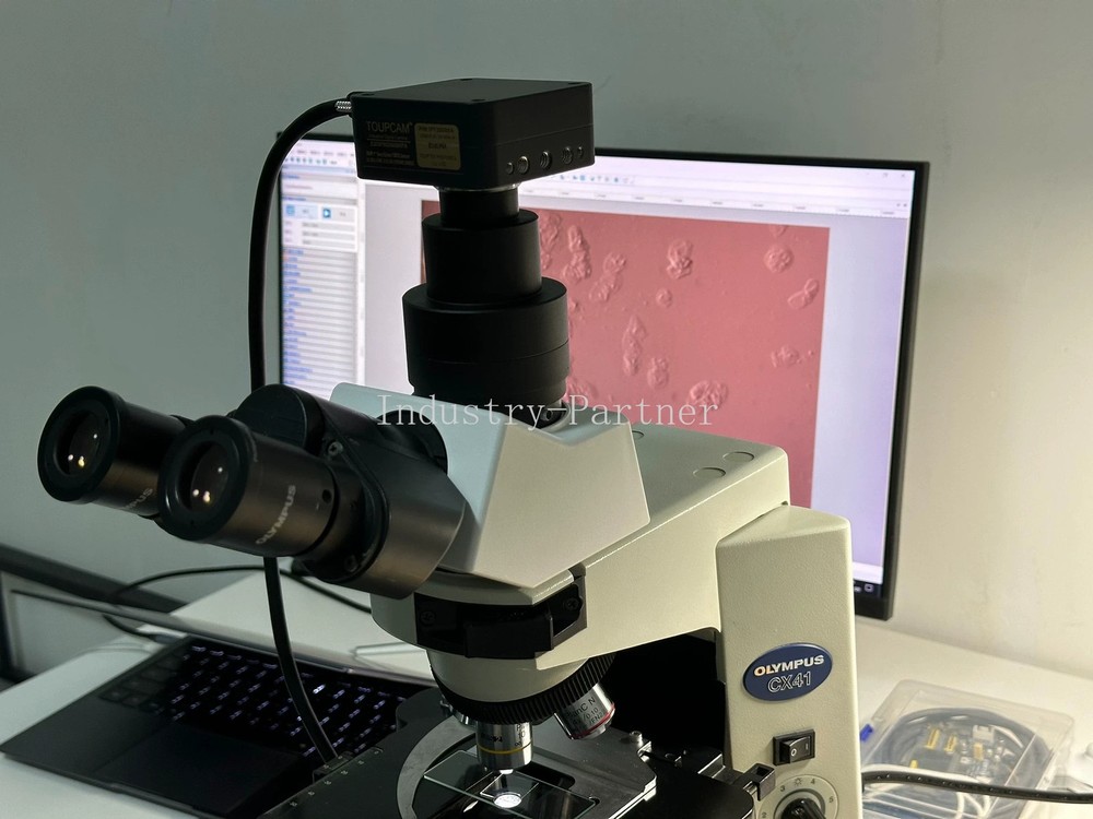 OLYMPUS U-CTR30-2 Microscope Trinocular Head Only.