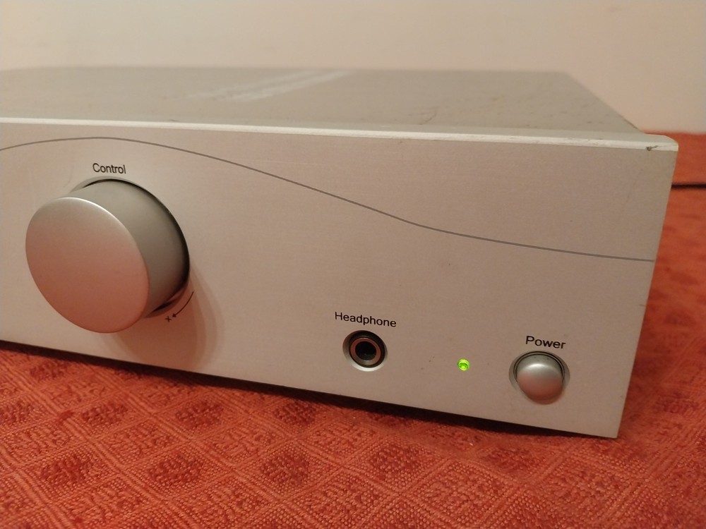 Acoustic Solutions SP101 hifi amplifier separate, working [DG]