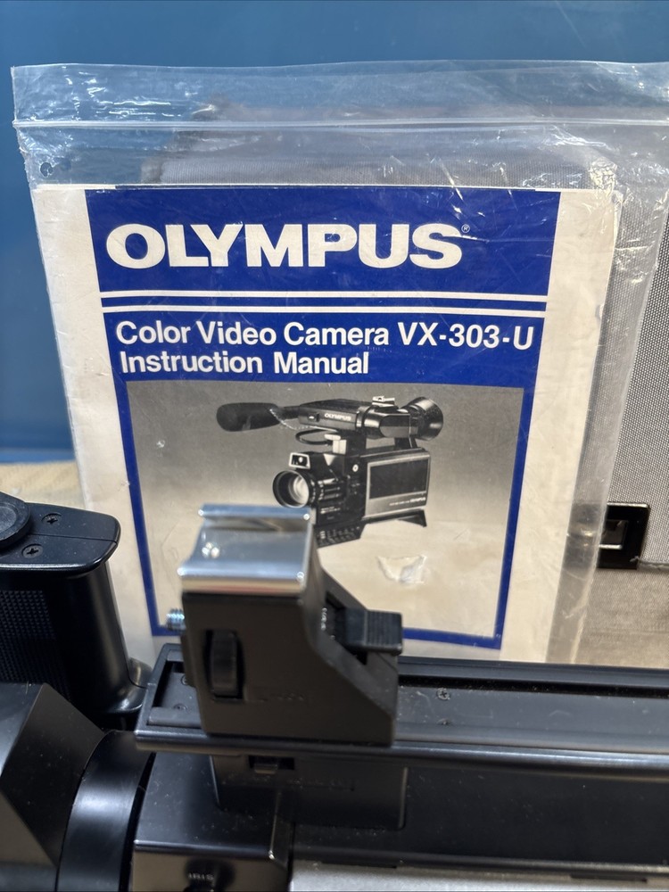 OLYMPUS COLOR VIDEO CAMERA VX-303 With CASE AND OPERATING MANUAL