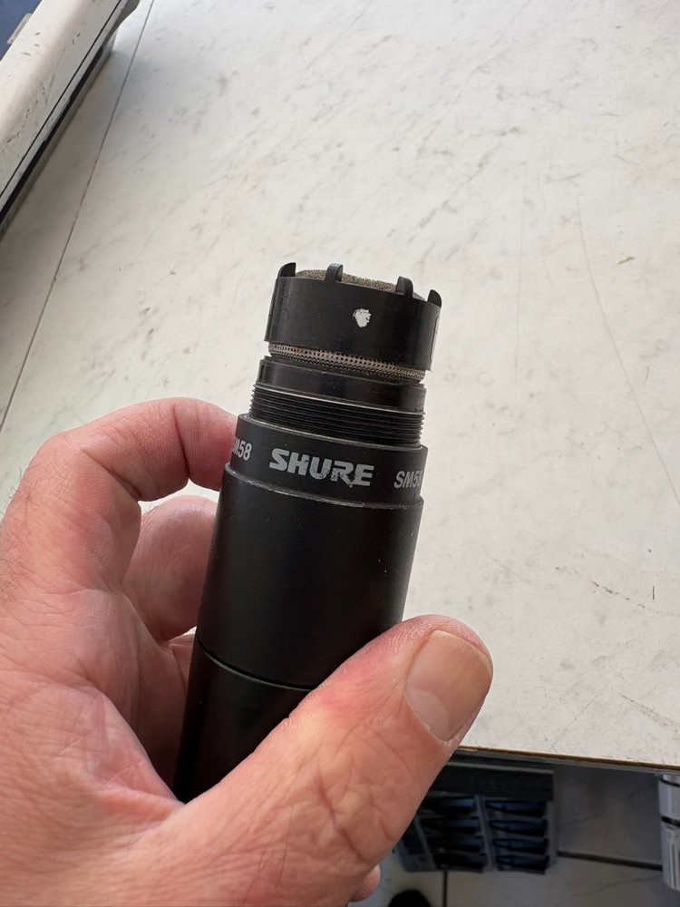 Shure SLXD2 SM58 Wireless Microphone