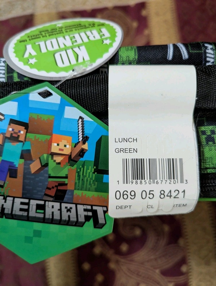 Minecraft Lunch Kit with Front Pocket (L)