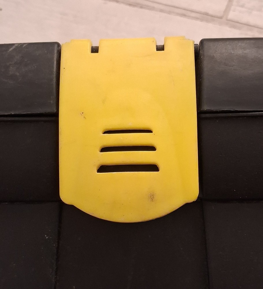 PLASTIC TOOL BOX HEIGHT 14 CM WIDTH 32 CM