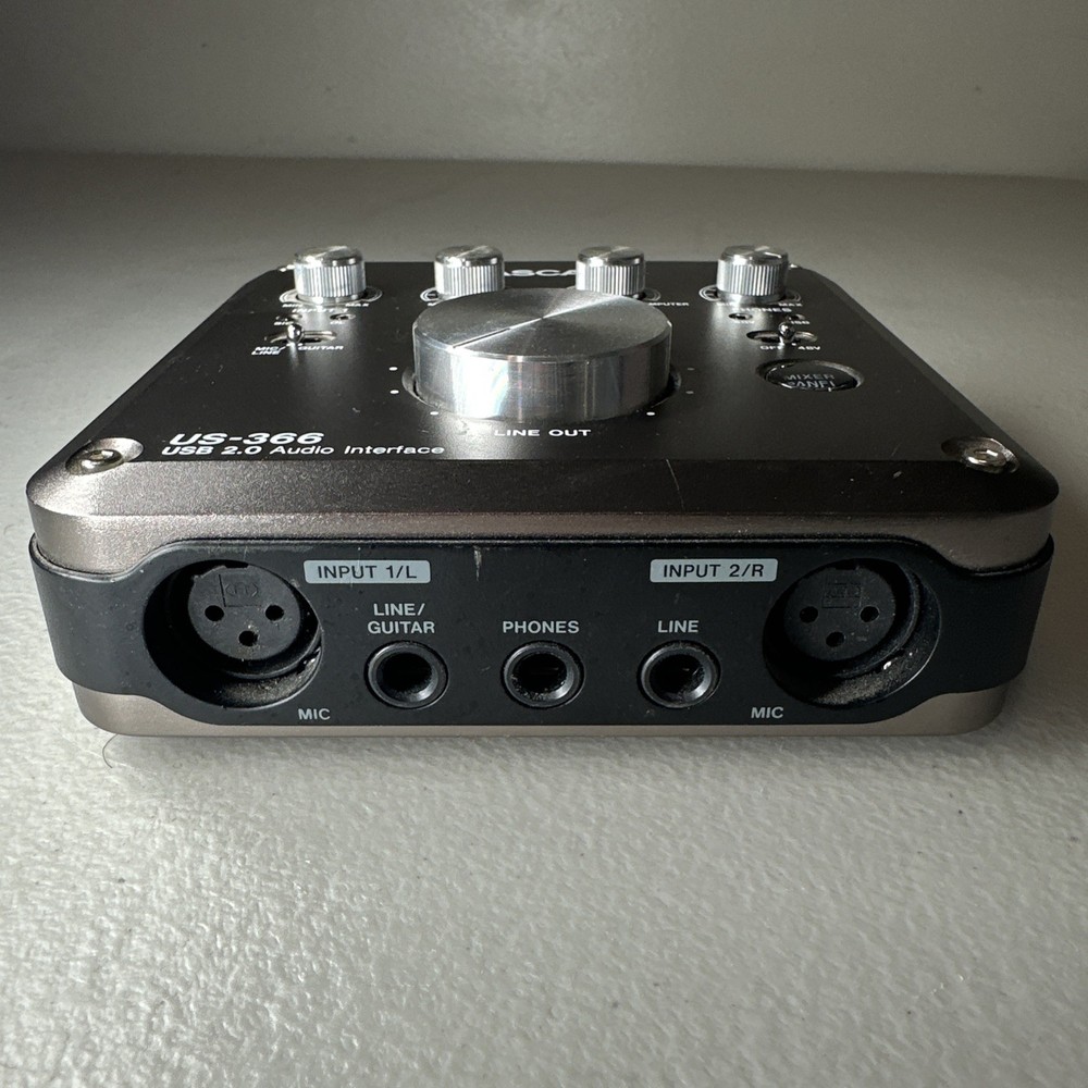 TASCAM USB 2.0 AUDIO INTERFACE US-366