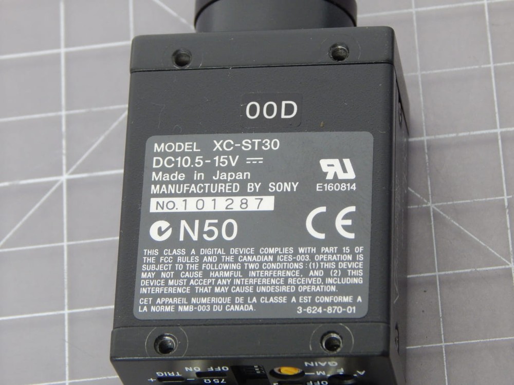 CCD XC-ST30 VIDEO CAMERA MODULE 10.5-15VDC M2840