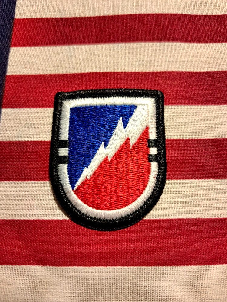 Joint Communications Support Element, 2nd Squadron Airborne Beret Flash Patch