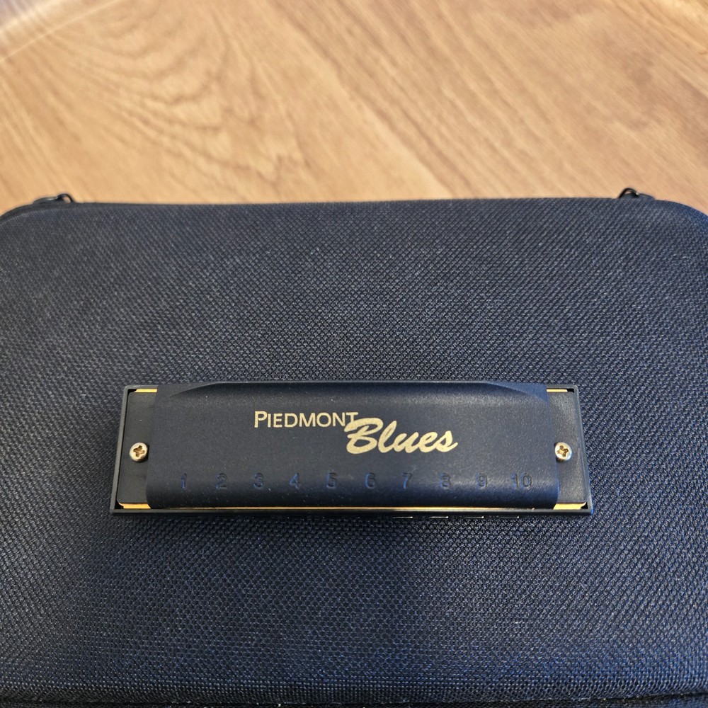Piedmont Blues 7-Harmonica Set with Case