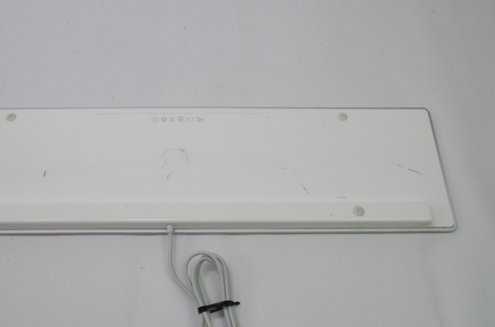 Apple Keyboard A1243 and Mouse Tested Cosmetic Damage