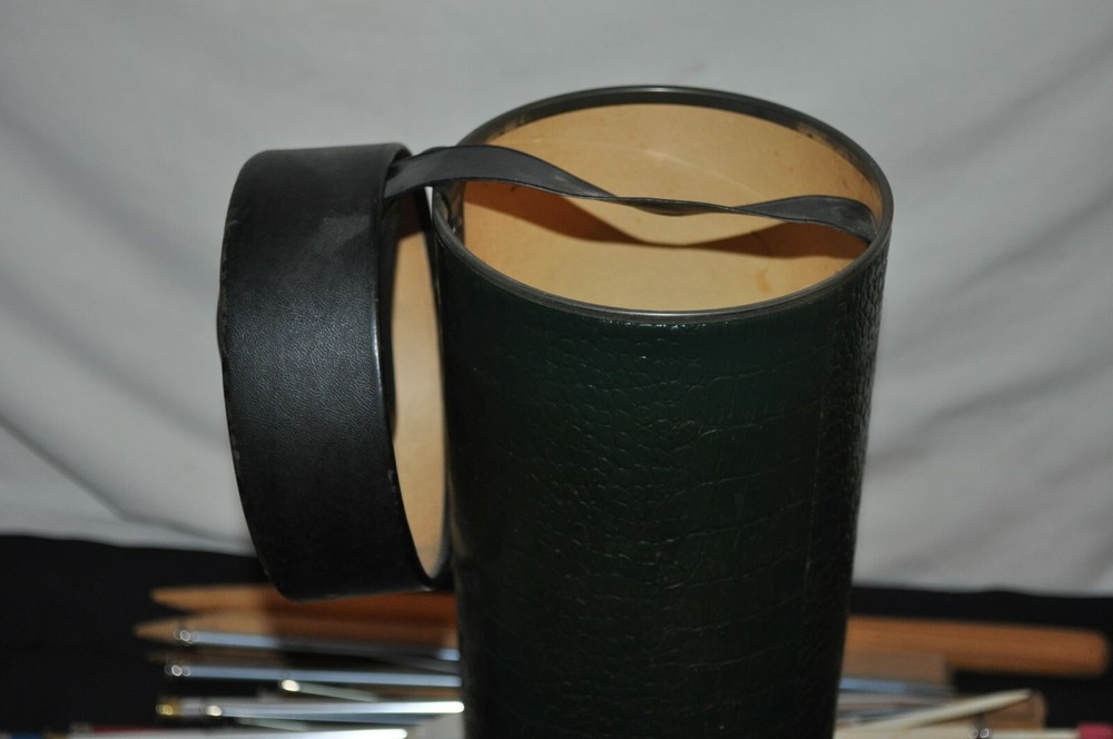 VINTAGE BLACK KNITTING NEEDLE BOX CASE & needles - misc + 1965 patterns EUC