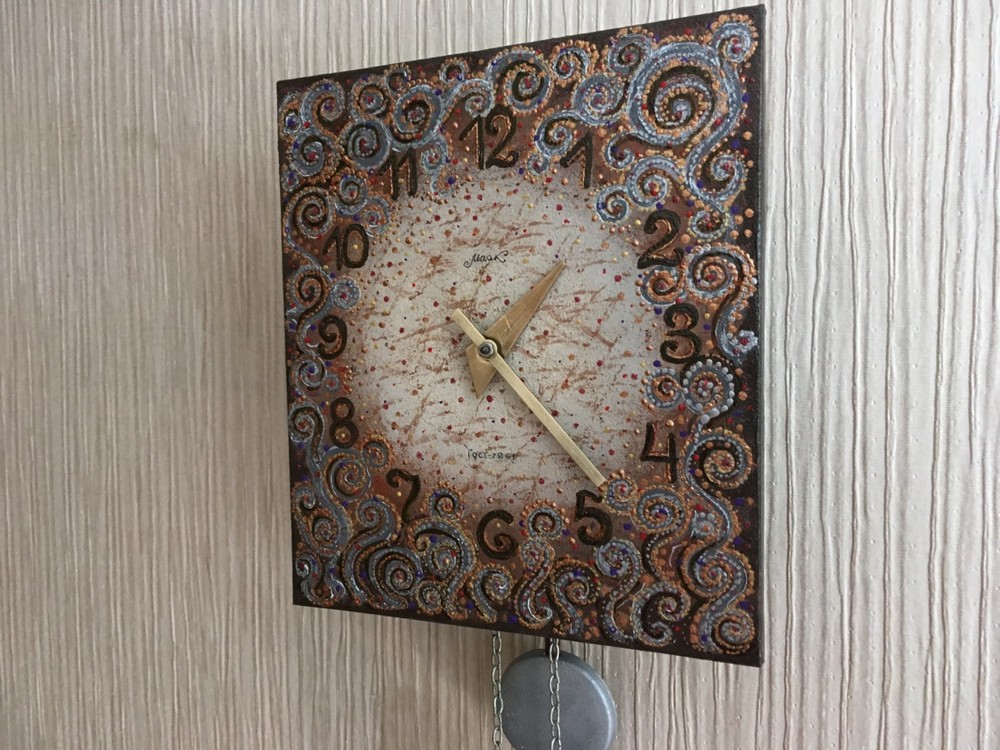 Vintage Wall Clock Soviet Clock Period of USSR 70-s Working CLOCK Soviet Clock