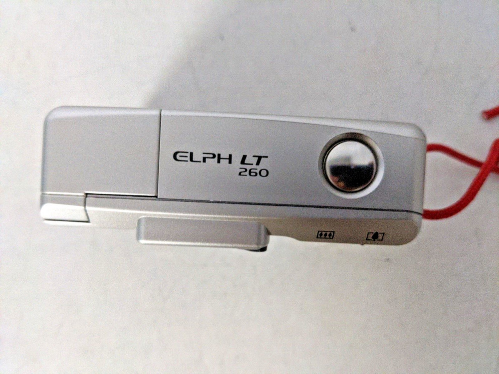 CANON CAMERA ELPH LT 260 - UNTESTED