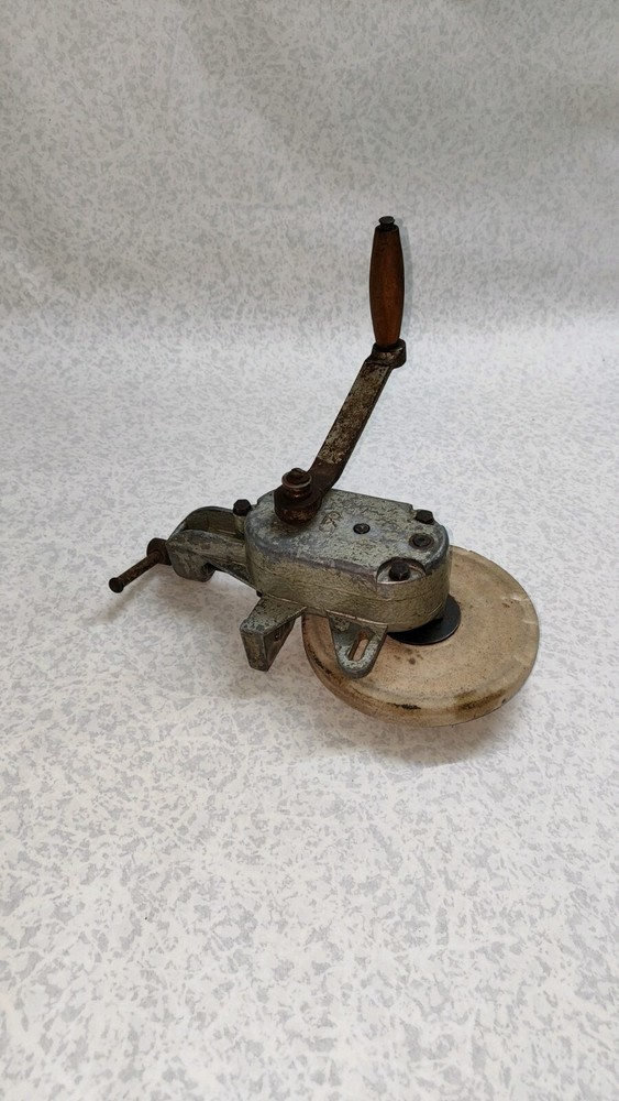 manual sharpening machine