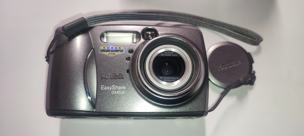 Kodak EasyShare DX4530 5.0MP Compact Digital Camera Silver