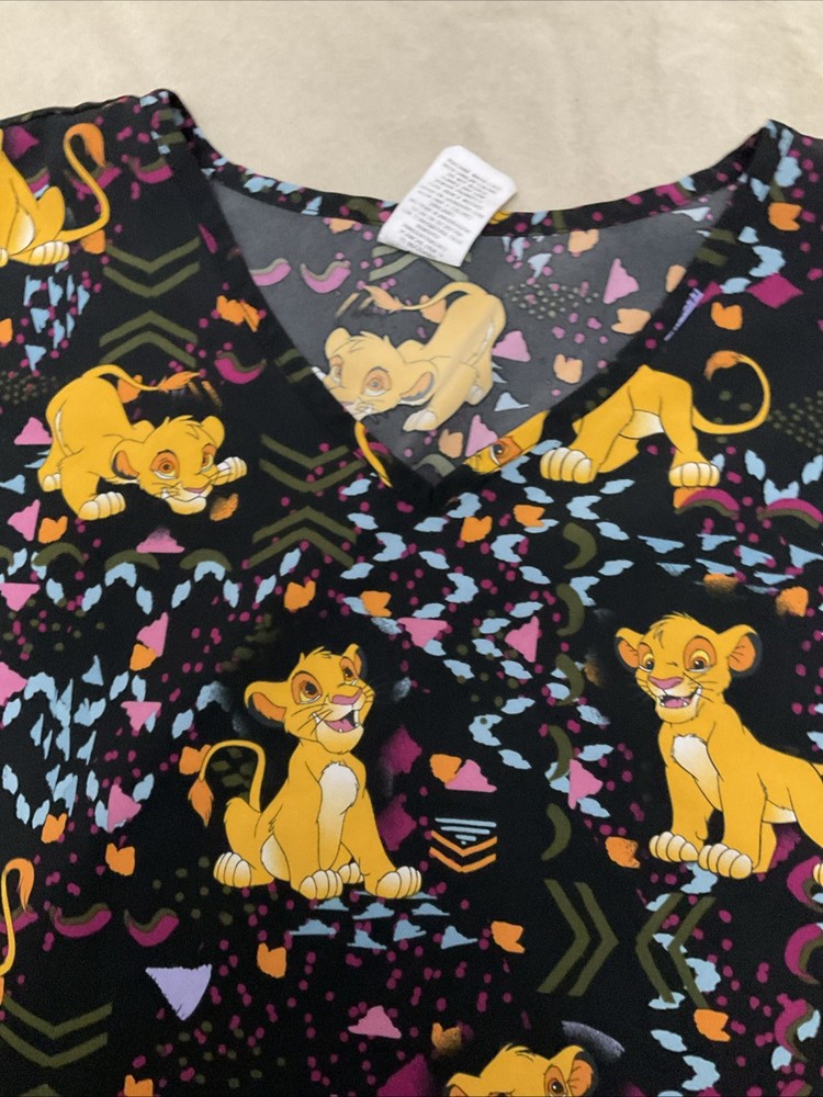 Disney Xl Scrub Top Lion King Active Stretch