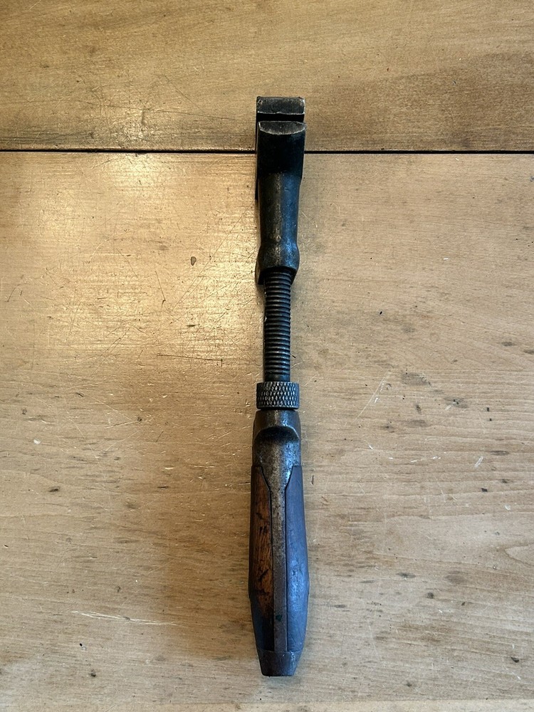 L Coes Wrench Monkey Pipe Adjustable Wood Handle 12-1/4" long Worcester MA