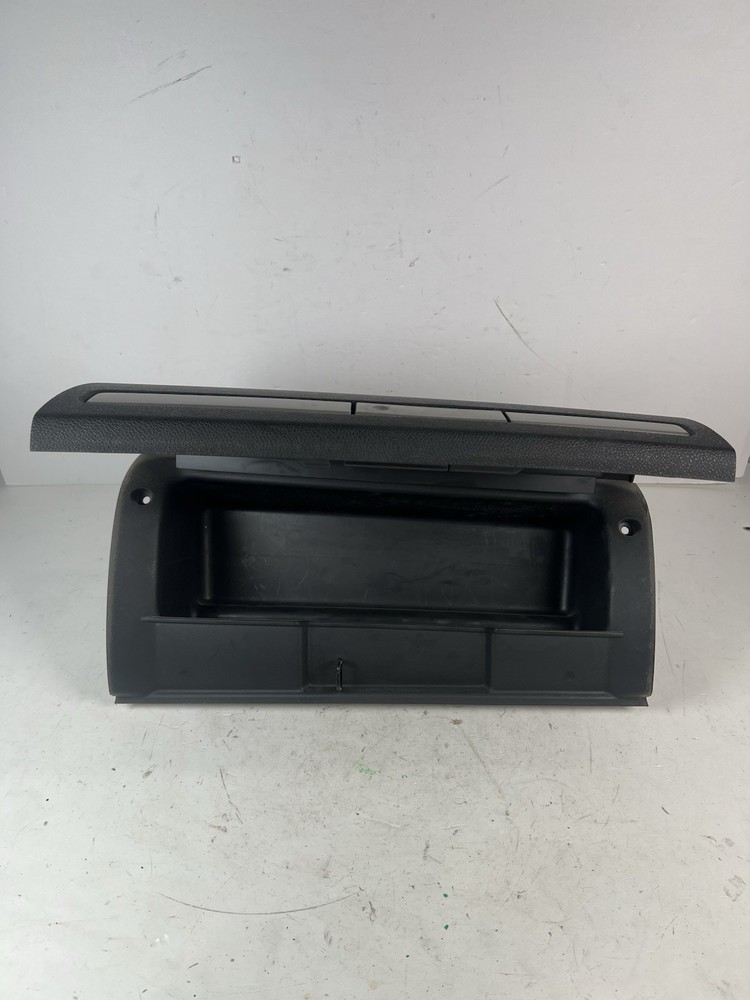 07-13 Silverado SIERRA Dash UPPER GLOVE BOX Storage Compartment Door BLACK
