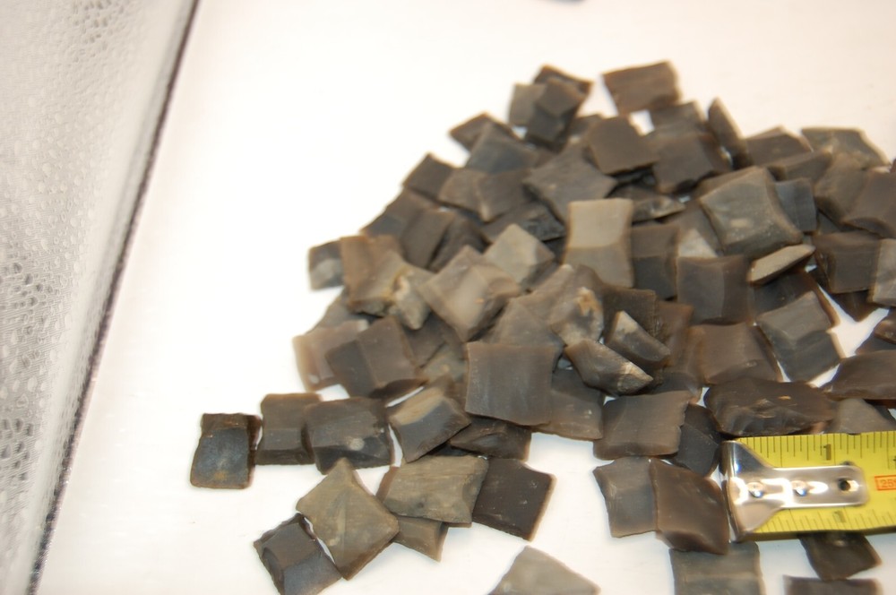 Medium Muzzleloader Blackpowder Flint flints 4 you will get four