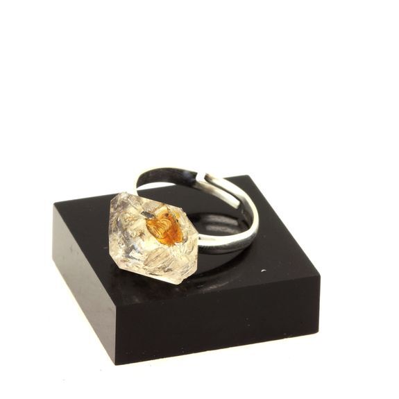 Raw Petroleum Quartz Ring. 14.52 Ct. Adjustable Size.