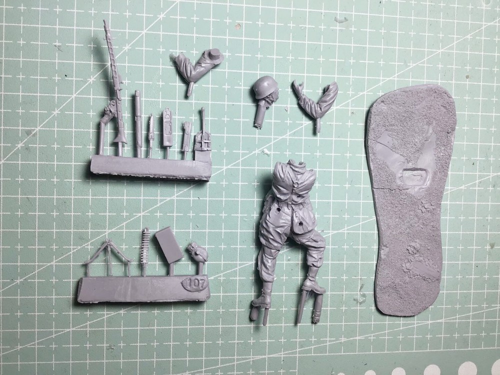 1:35 resin figure model Soldier Unassembled Unpainted